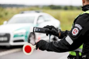 283835-policijos-reidai-visoje-lietuvoje-neblaiviu-vairuotoju-skaicius-auga.jpg