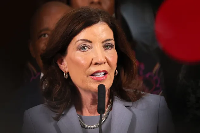 Pragyvenimo išlaidos „per didelės“: Niujorko gubernatorius pristato įperkamo būsto pasiūlymus