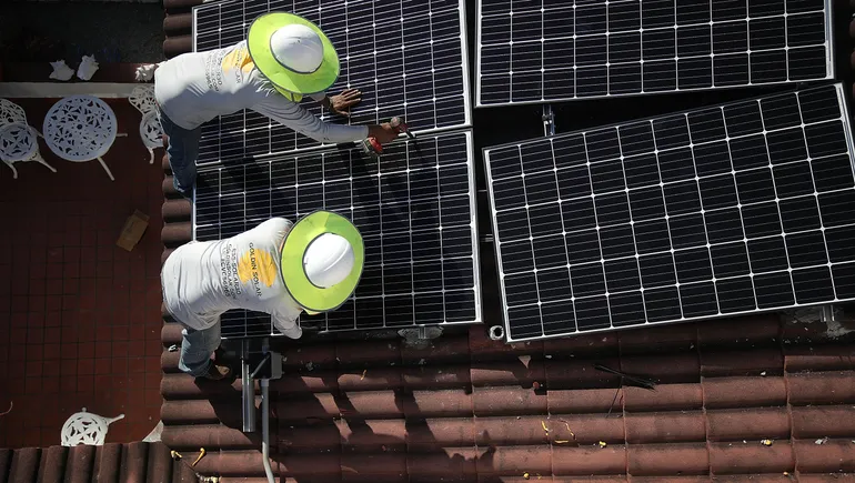 EPA finansavimo šaldytuvo pavojus 7B USD Saulės už visą programą