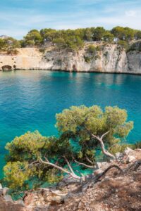 Cassis (& Paris) – A Couple Cooks