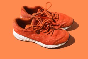 Strava paskelbia karą skreperiams prieš IPO
